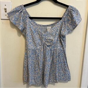 Floral Blue and Cream Cheetah Print Top